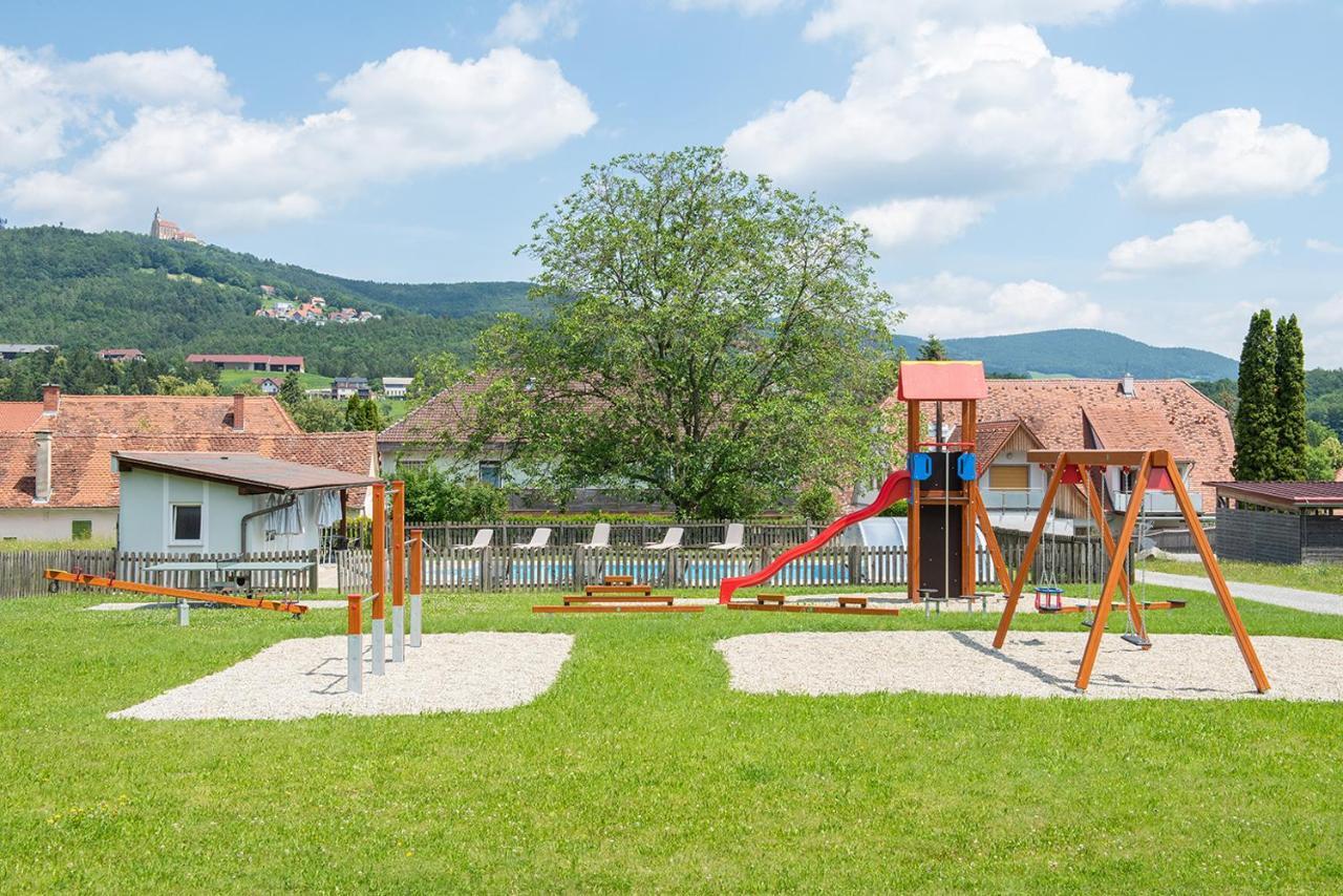 Pension Caecilia Poellau Exteriör bild